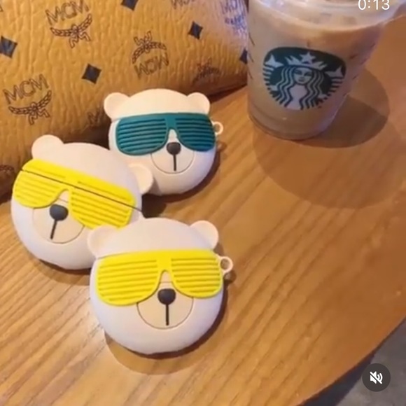 Airpods silicon case 1,2,3 gen - Picture 2 of 6